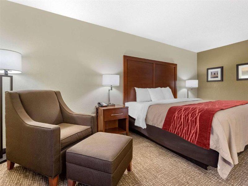 Comfort Inn Splash Harbor Bellville Экстерьер фото