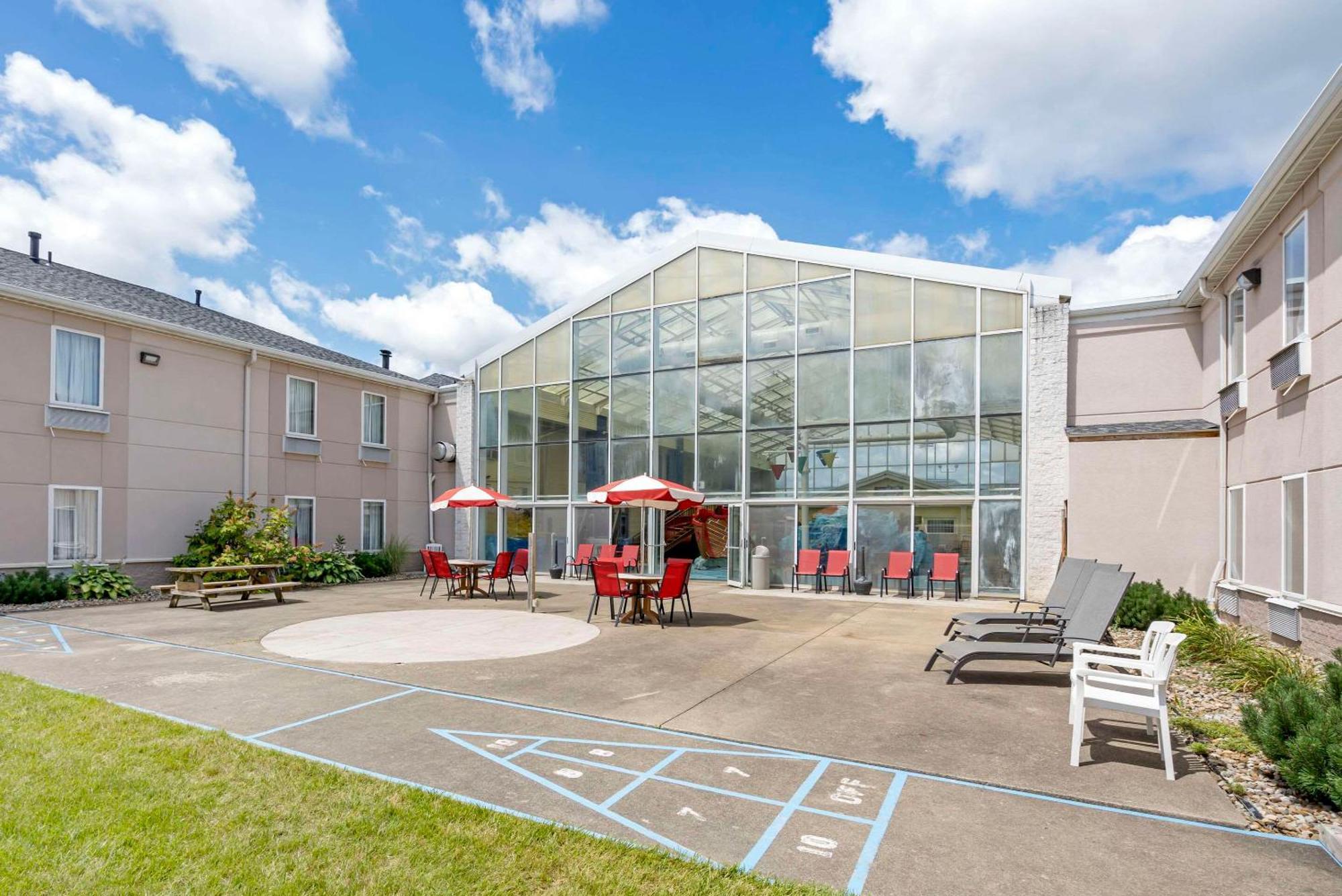 Comfort Inn Splash Harbor Bellville Экстерьер фото