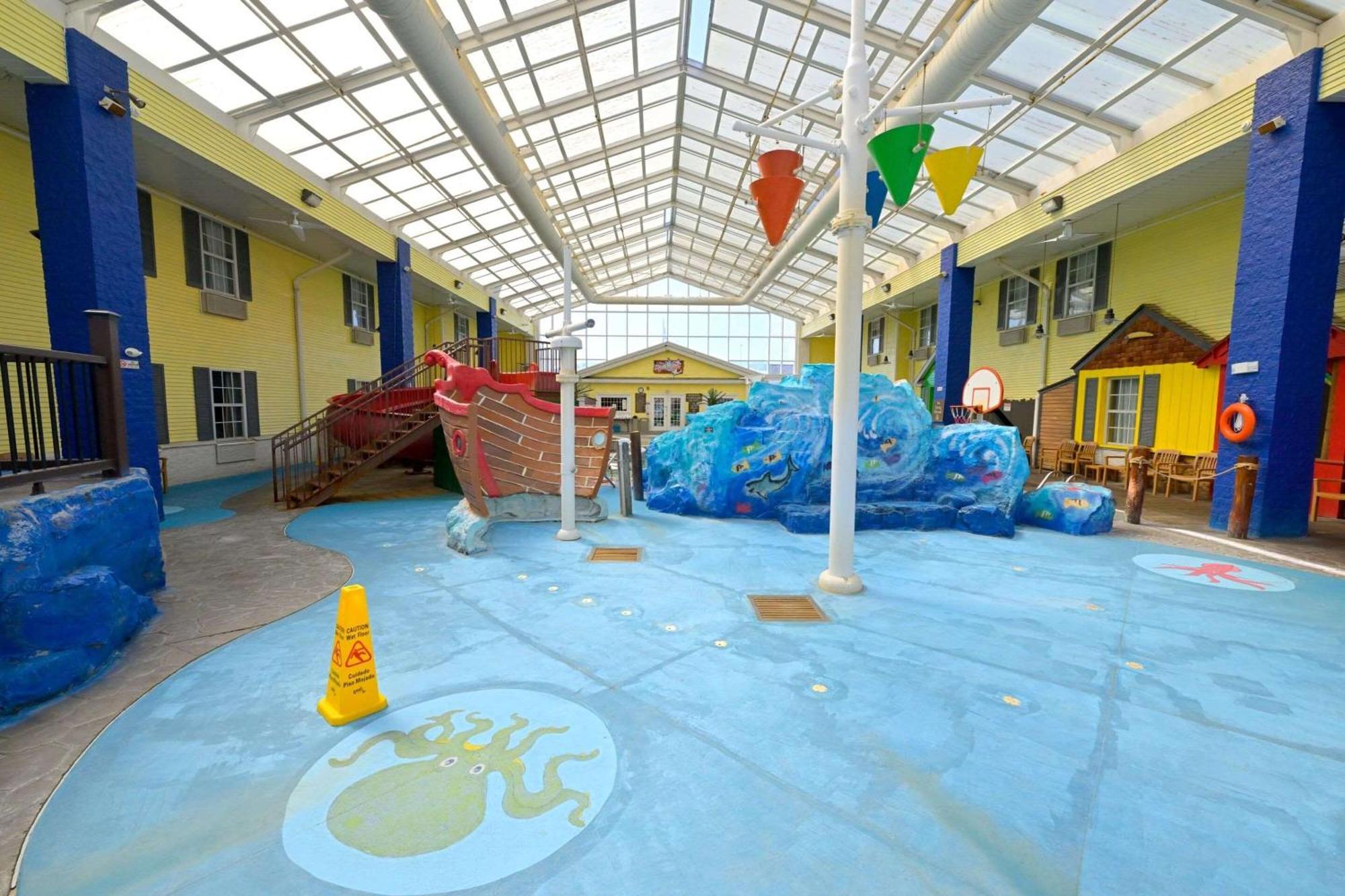 Comfort Inn Splash Harbor Bellville Экстерьер фото
